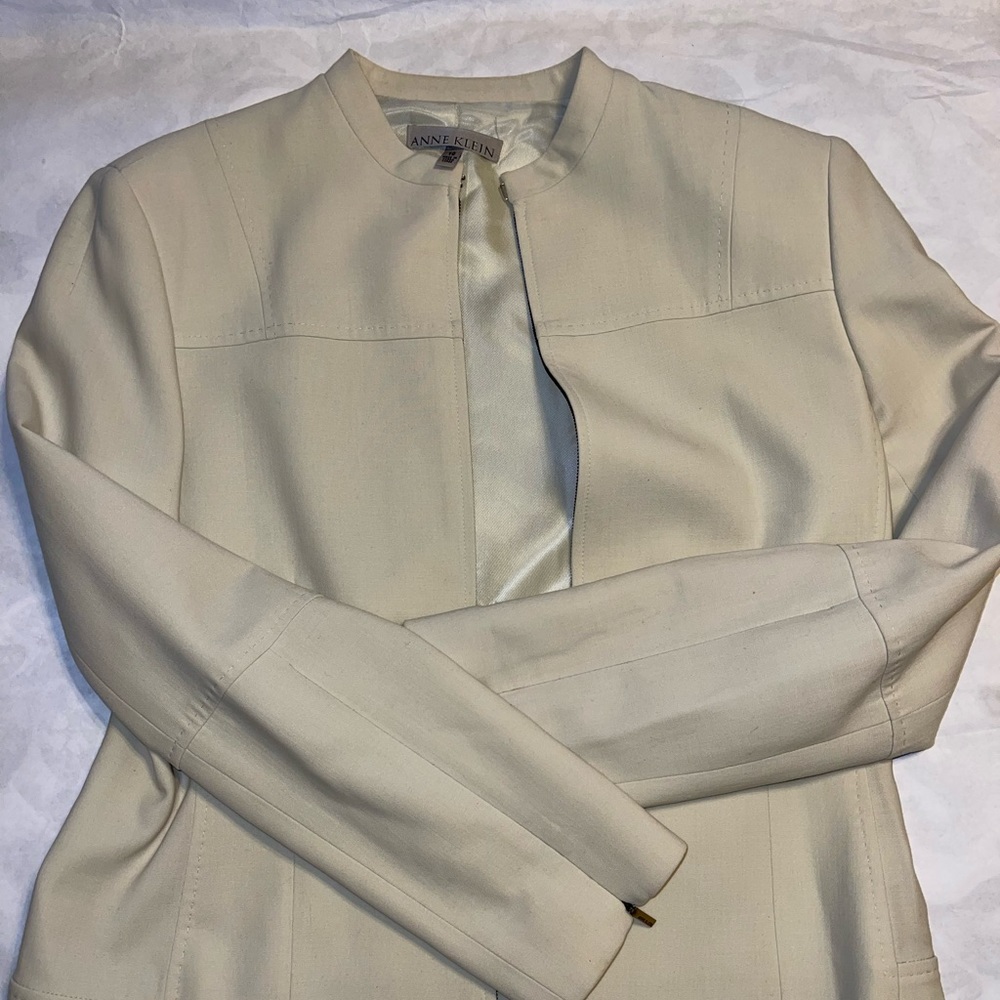 Anne Klein Jacket with zippered sleeves